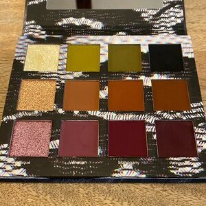 Unearthly cosmetics Leather and Lace